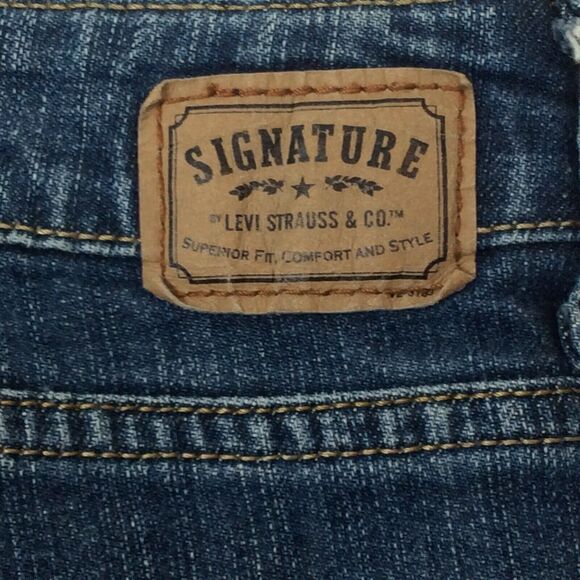 Levi's Signature Women’s Size 18M Low Rise Bootcut Denim Blue Jeans Medium Wash - Picture 10 of 10